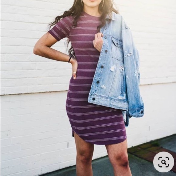 Striped Grey Short Sleeve Dress - Picture 6 of 7